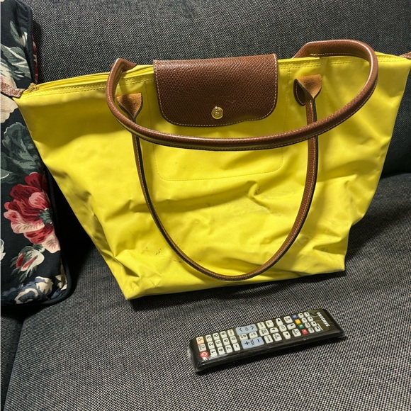 Longchamp shoulder bag in Yellow - Picture 5 of 5